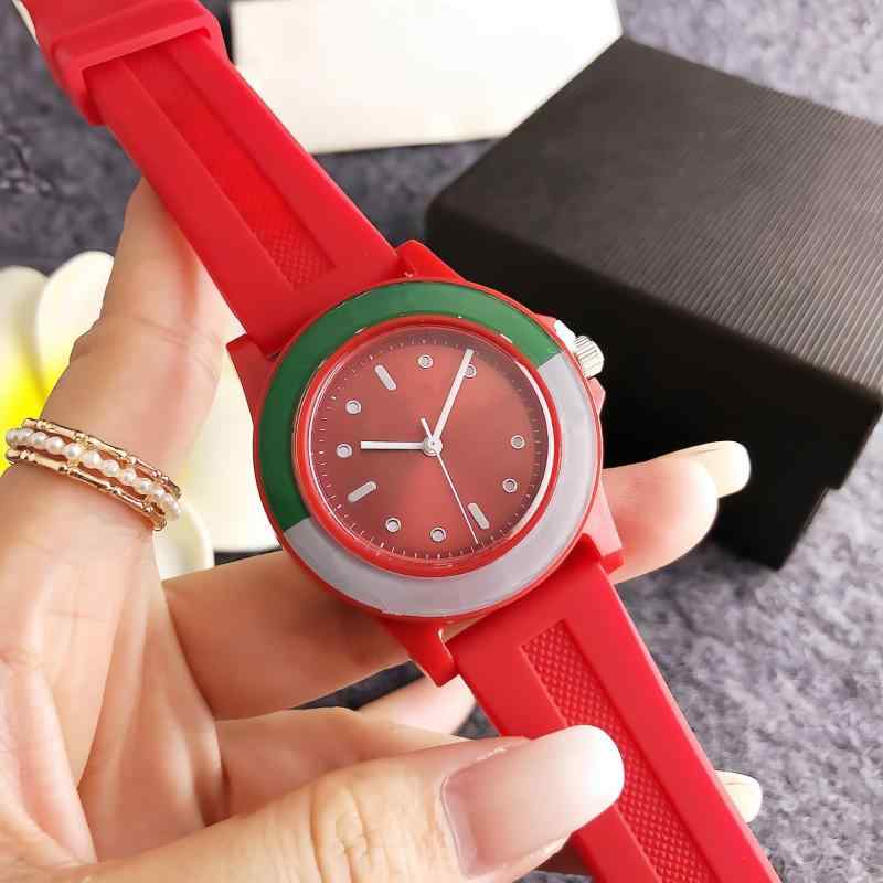 OMEGA - 腕時計 レディース キャンディカラー 欧美風 ファッション アナログ シリコンベルト シンプル 学生 カップル 白 浅青 赤 青 灰 ピンク 緑 黒