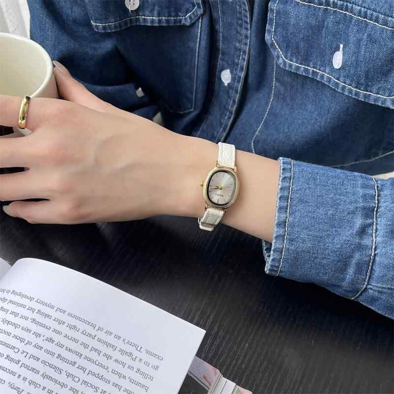 腕時計 レディース ウォッチ 中古風 軽奢 ミニマル 通勤 普段使い レザー風 楕円形 ホワイト レッド ブラック グリーン ブラウン