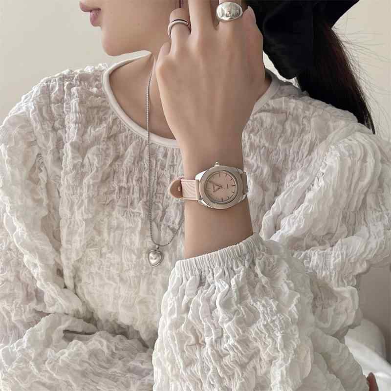 腕時計 レディース インスタ 高見え 小さめ かわいい シリコンバンド キャンパス おしゃれ クォーツ アナログ 白色 ピンク色 黒色