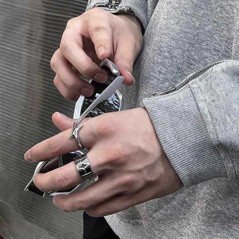 指輪 ペアリング スターモチーフ チタン鋼 シルバーカラー 刻印 6号 8号 10号 ラッキーアイテム 高級感