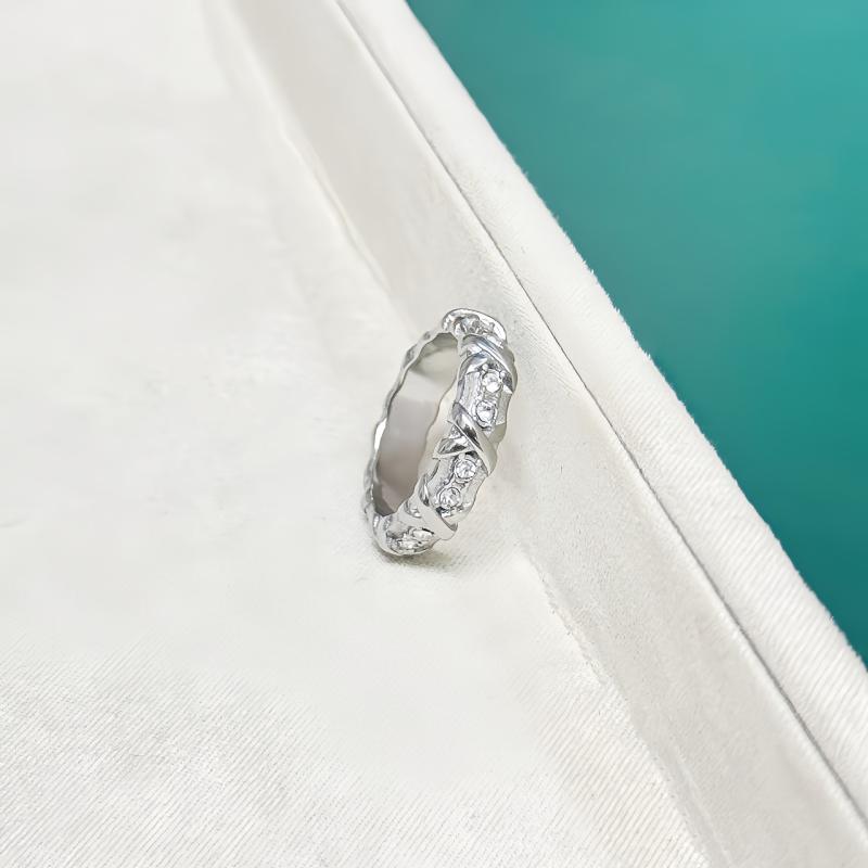 指輪 レディース メンズ チタン鋼 錆びない 満点のジルコニア 16石 ファッション 高級感 電気メッキ加工 ゴールド シルバー ペアリング アクセサリー ジェンダーレス スタイル 個性的 東莞