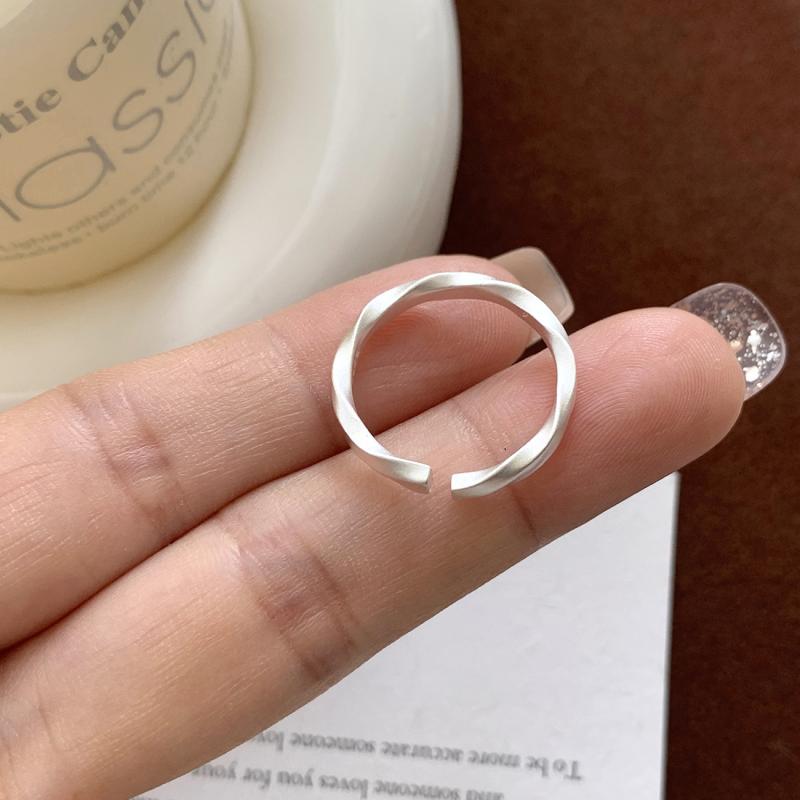 指輪 レディース メンズ モビウス シルバー リング ペアリング シルバー925 銀製 小ぶり ラッキーアイ..