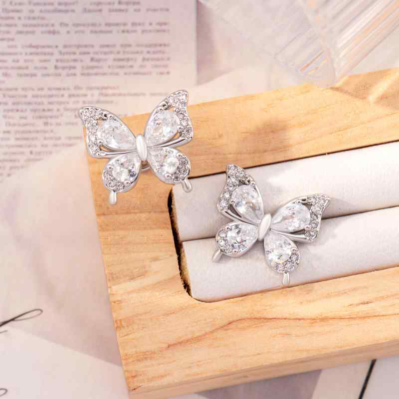 ピアス レディース 蝶 バタフライ チタン鋼 ジルコニア かわいい おしゃれ エレガント 高見え 上品 デ..