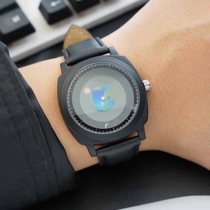 腕時計 男性用 地球 ムーン デザイン クォーツ アナログ 黒文字盤 ブラック PUレザー スポーツ ウォッチ