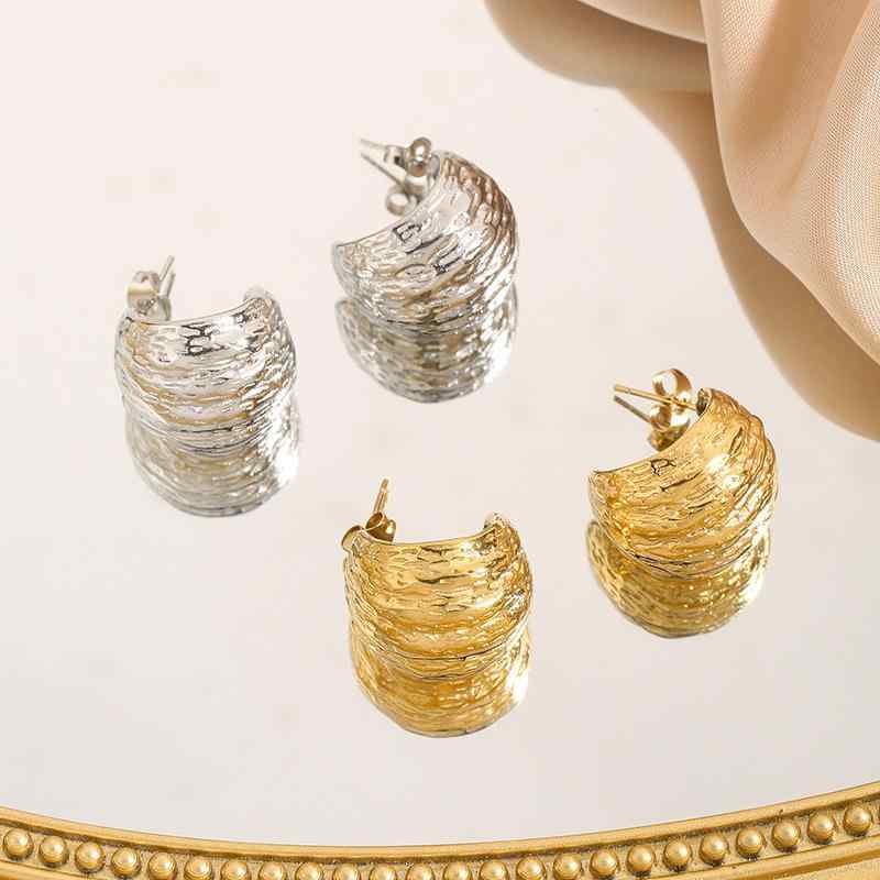 ピアス レディース ファッション アクセサリー チタン鋼製 幾何学模様 テクスチャード ハーフサークル ..