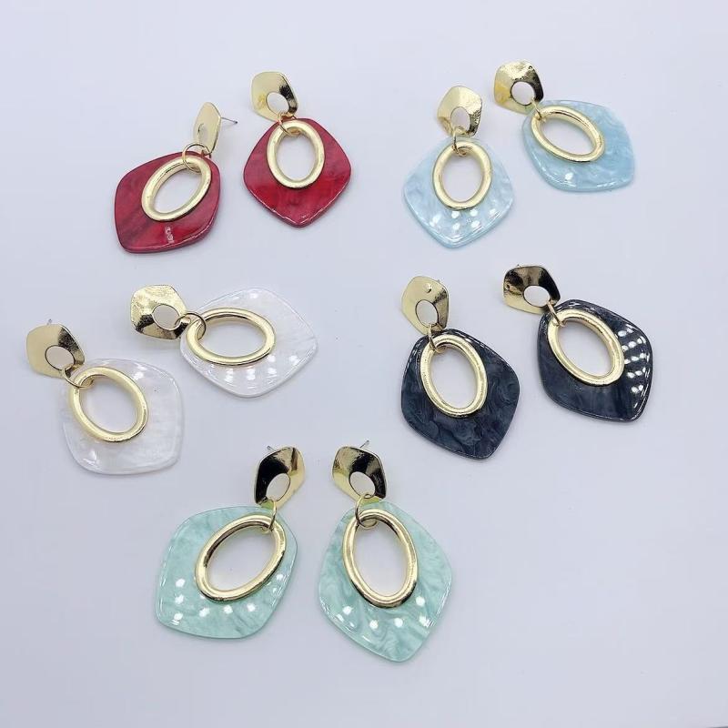 イヤリング レディース アクリル製 幾何学模様 U字型 電気メッキ加工 小香風 ゆらゆら揺れる流線形 普段使い パーティー デート