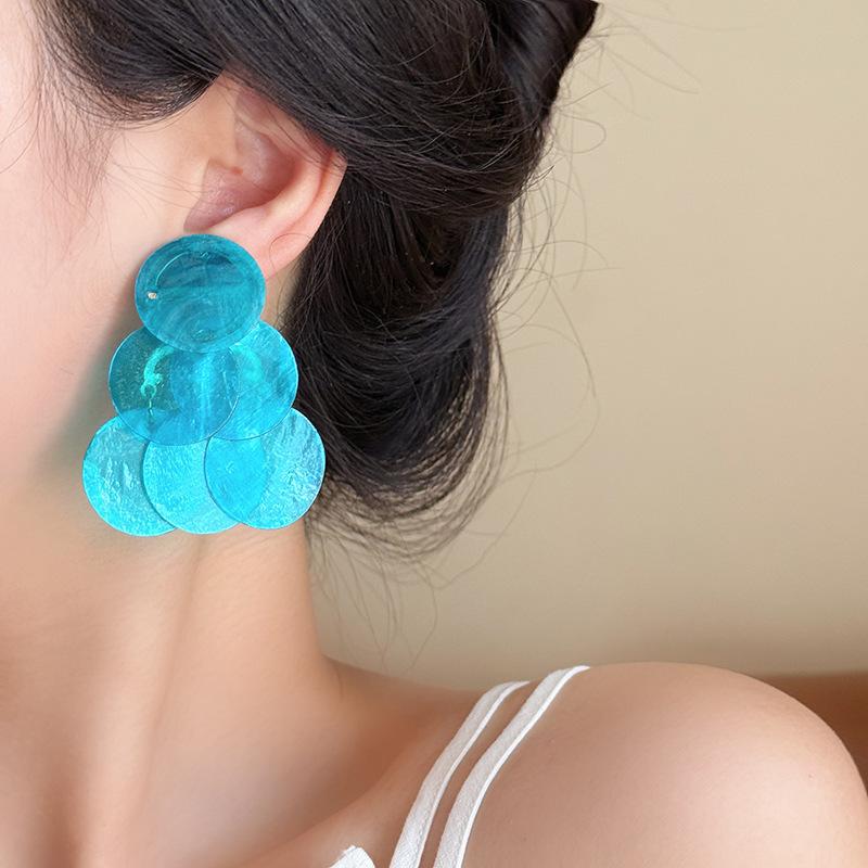 イヤリング レディース 大ぶり 貝殻 サークル タッセル ドロップ 蚊取り線香型 イヤーカフ 痛くない レッド ブルー リゾート 海 夏 電気メッキ加工 亜鉛合金 幾何学 個性的