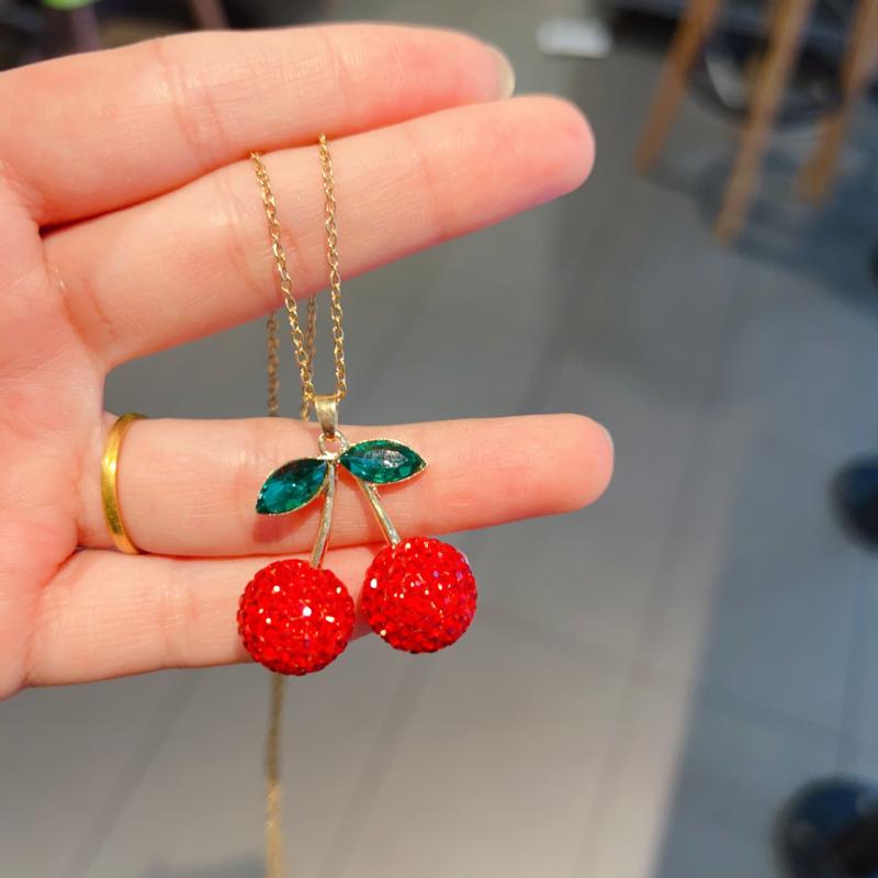 イヤリング レディース かわいい ジルコニア サクランボ イチゴ フルーツ 電気メッキ加工 小さめ 接触冷感 揺れる ぶら下がり ピアス風 高見え アクセサリー