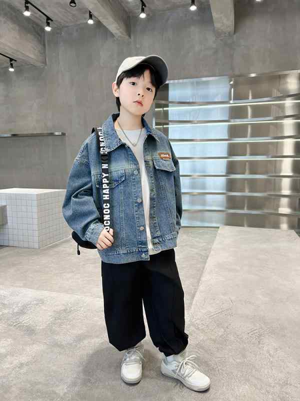 キッズ ジャケット 男の子 デニム 中綿 韓国風 子供 Gジャン ボーイズ アウター コート 長袖 トップス 春秋 普段着 通学着 120 130 140 150 160