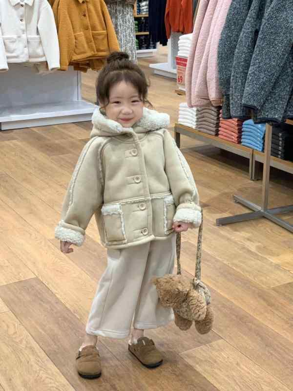 子供服 アウター 女の子 冬 スエード ボア フード付き コート ジャケット 厚手 防寒 90cm 100cm 110cm ..