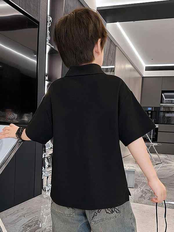 ・カテゴリ: 童Tシャツ・対象: 男女兼用・スタイル: 韓国版・袖丈: 半袖・対象年齢: 中大童(8歳以上、140cm以上)・シーズン: 夏・生地加工: 柔らか обработка・柄: その他・要素: 運動, カートン, 文字, 印花, 潮范・素材: ポリエステル・主素材: ポリエステル繊維 60%以上・襟型: 翻领・カラー: ブラック・適合身長: 120cm, 130cm, 140cm, 150cm, 160cm, 170cm