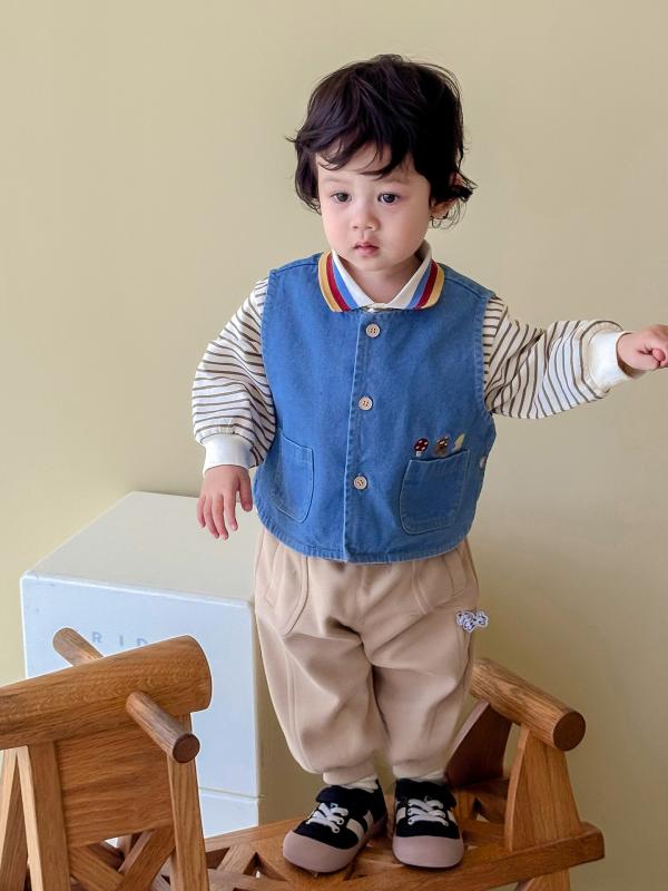 子供服 デニムベスト 男女兼用 刺繍入り 小熊モチーフ 韓国風 おしゃれ着 アウター トップス 春秋物 カジュアル 73 80 90 100 110 120