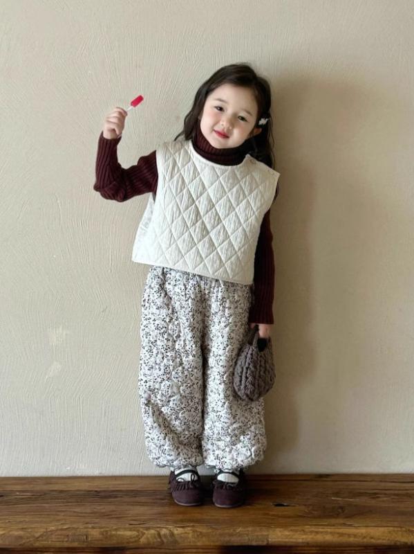 子供服 ベスト 女の子 キルティング 中綿入り あったか 防寒 チョッキ トップス 秋冬