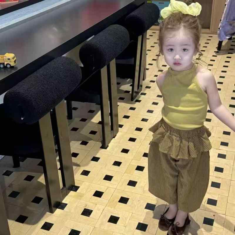 ベビー服 女の子 上下セット ノースリーブ トップス パンツ 韓国風 かわいい 夏 薄手 綿 黄色 ストライプ 80 90 100 110 120 130