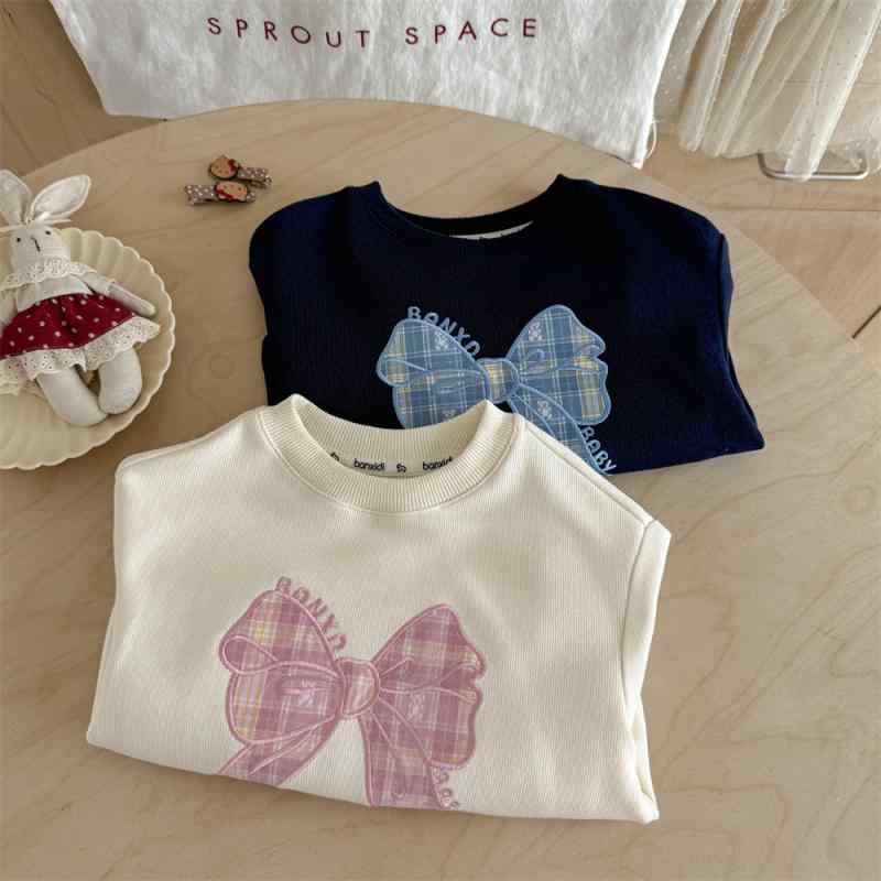 子供服 スウェット・トレーナー 女の子 春秋 長袖 トップス かわいい ベビー服 子供 90 100 110 120 130 140 綿100 ベージュ 紺