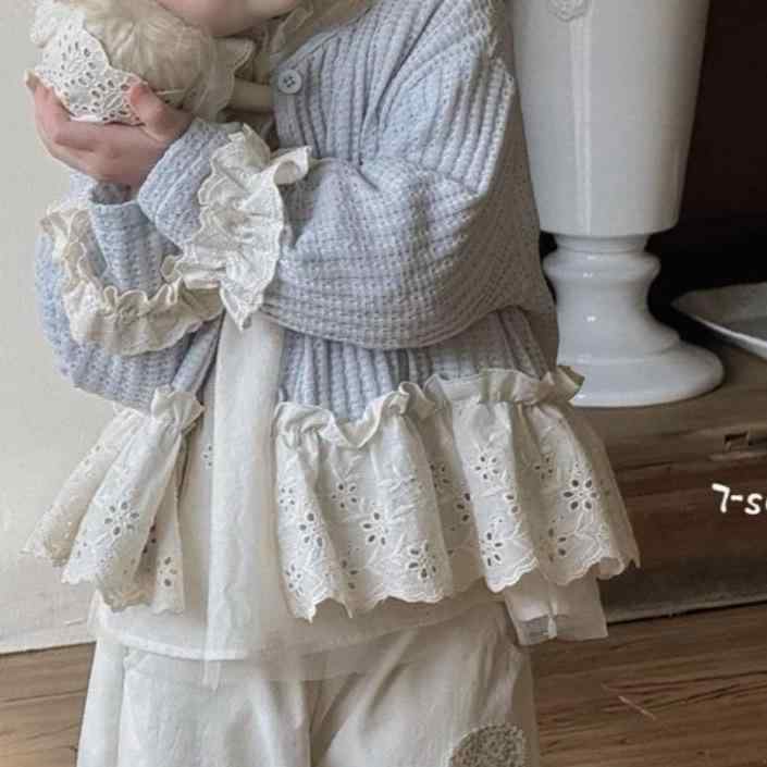 子供服 女の子 カーディガン 春物 アウター ジャケット キッズ 森ガール 花柄 切り...