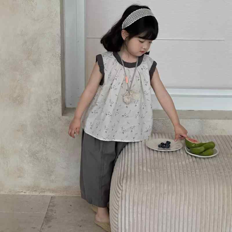 子供服 女の子用 ノースリーブ トップス パンツ セットアップ 森ガール 韓国風 小花柄 カジュアル 9分..