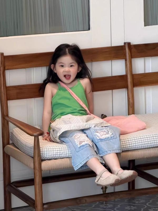 タンクトップ 女の子 子供服 背心 カットソー デニムパンツ 上下セット 夏 親子コーデ かわいい 柔らか..