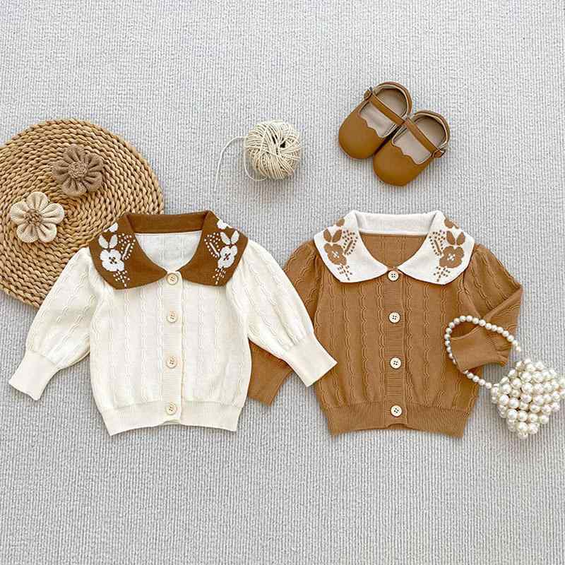 ・適用性別: 女・生地の加工: 柔らかく処理・スタイル: 韓国版・対象年齢: 乳幼児(1~3歳、80~100cm)・適合シーズン: 冬、春、秋・糸の太さ: 普通・厚さ: 普通・袖丈: 長袖・留め具のタイプ: シングルブレスト・柄: 無地、花柄・実写写真: モデルなしの実写・在庫: はい・要素: かわいい、カーディガン、おしゃれ・AQL抜き取り検査基準: 1.0・平ミシン針数12~14針/3cm: はい・毛羽/余分な糸くずのトリミング: 目立つ部分はトリミング済み・生地名: 綿・主な生地の構成: 綿・主な生地の構成含有量: 綿97%、ナイロン3%・安全レベル: A・襟のタイプ: ラウンドネック・フード付きかどうか: フードなし・色: 白、茶色・推奨身長: 66cm、73cm、80cm、90cm、100cm・衣類の前立て: シングルブレスト・襟ネーム: 襟ネームなし・製品カテゴリ: 子供用セーター・供給源タイプ: 工場直送・下げ札: 下げ札あり