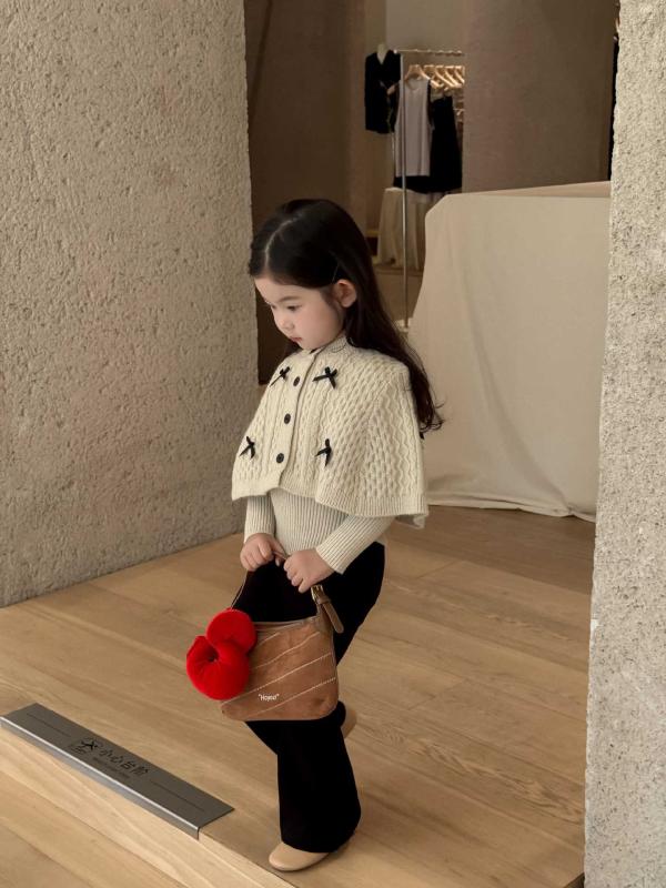 子供服 ニット 女の子 カーディガン ポンチョ &amp; パンツ 2点セット レトロ ちょう結び 長袖 丸首 無地 花柄 柔らかい 綿混紡 春秋 90 100 110 120 130 140
