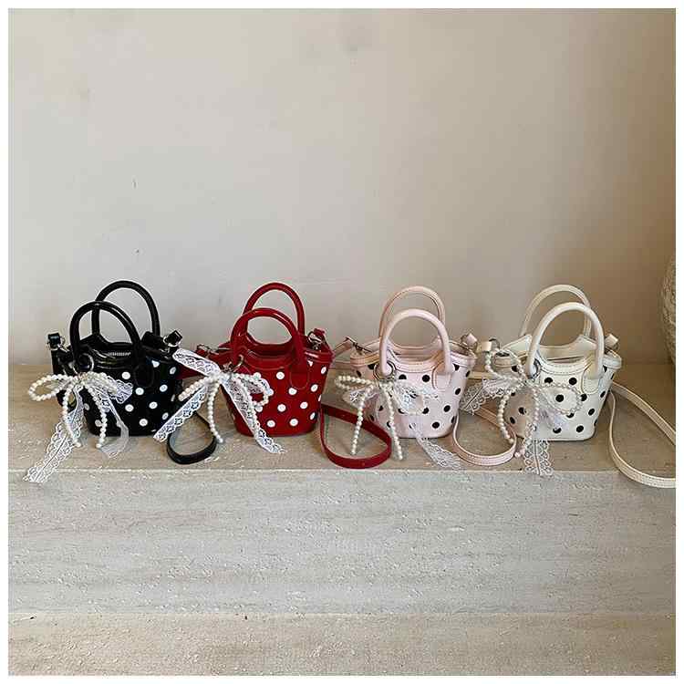 子供用 ショルダーバッグ 通学 普段使い 斜めがけバッグ ハンドバッグ 花柄 かわいい 親子 ブラック レ..