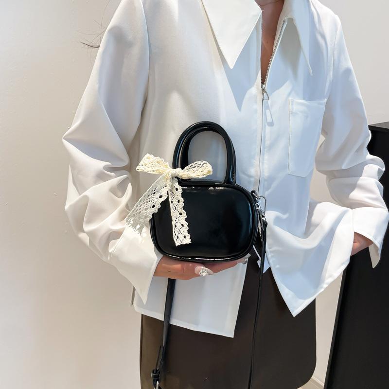 キッズ バッグ ショルダーバッグ ハンドバッグ ポシェット ブラック ピンク ホワイト パープル 無地 PUレザー 合成皮革 普段使い 通学