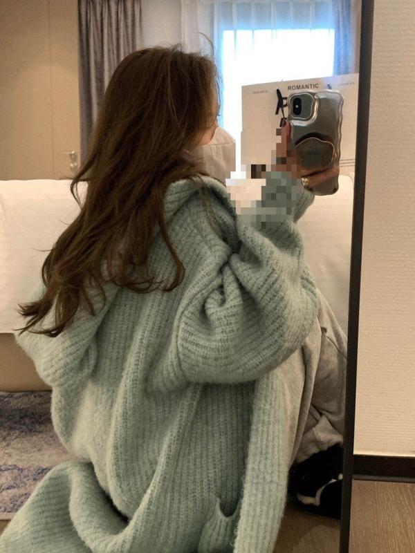 カーディガン レディース 秋冬 ニット 厚手 フード付き ロング丈 ゆったり 大きめサイズ かわいい 無袖 あったか 暖かい 羽織り 上着 重ね着 レイヤード カジュアル