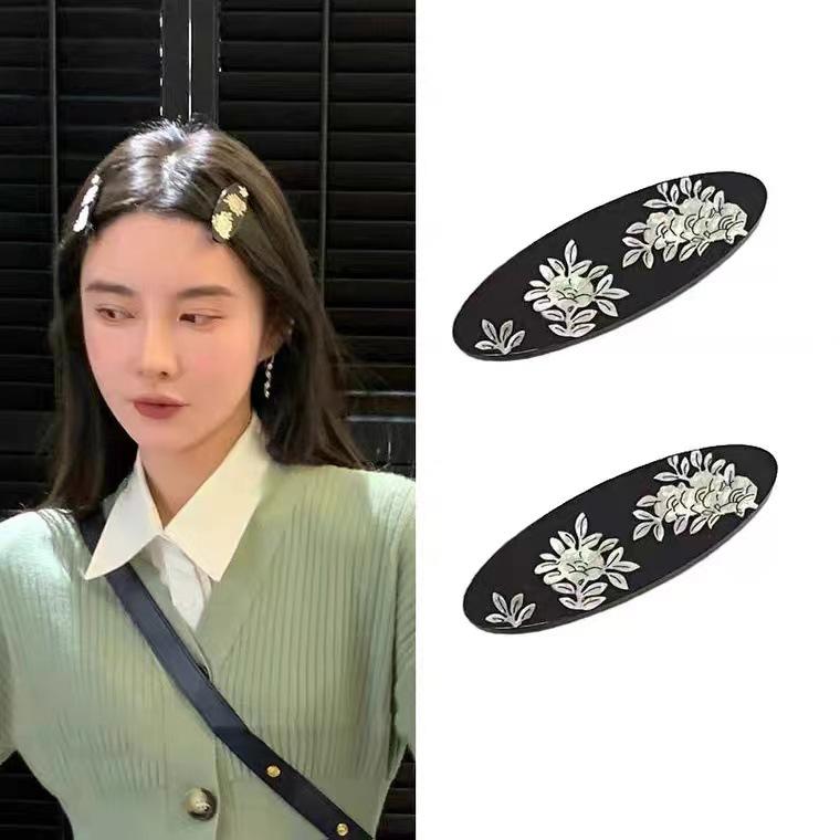 ヘアピン レディース ヘアアクセサリー バレッタ 小さめ 髪留め クラシカル 宮廷風 彫刻 シェル 貝殻 キラキラ ヘアアレンジ まとめ髪 おしゃれ かわいい ファッション雑貨