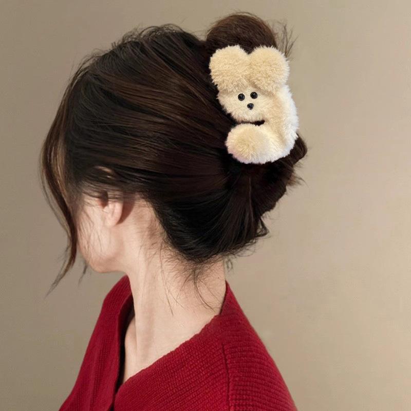 ヘアクリップ レディース 秋冬 ファー かわいい 小熊 ベア 髪留め ヘアアクセサリー 後ろ髪 大きめ 大判 シャーククリップ