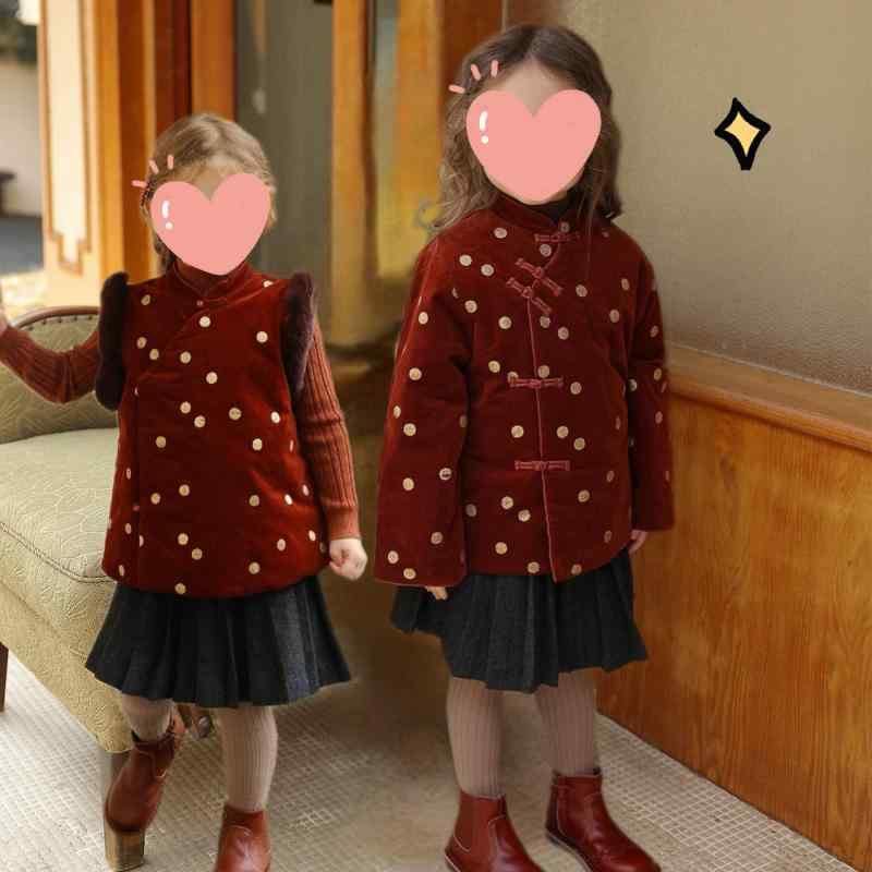 キッズ 女の子 チャイナドレス ベスト 中綿入りジャケット 子供服 中国風 ドット柄 秋冬 あったか おしゃれ着 防寒着 お正月 初詣 かわいい 墨黒スカート 赤 ニット トップス 80 90 100 110 120 130 140cm