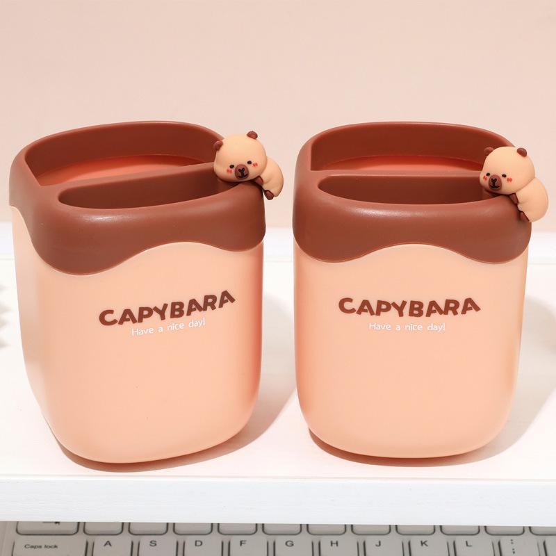 ペン立て カピバラ キャラクター かわいい 大容量 デスク収納 卓上収納 文房具 オフィス用品