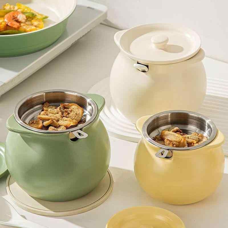 調味料入れ 豚モチーフ 陶器 750ml 1400ml スプーン・蓋付き 耐熱 液体調味料 クリーム オイルポット キッチン用品 北欧風 かわいい ミルクグリーン ミルクホワイト 福の字 年年有余