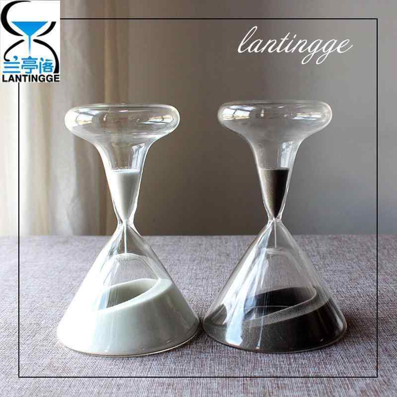 砂時計 グラス ホームインテリア 置き物 バーカウンター ワイン棚 ビジネス 誕生日 プレゼント 高硼硅ガラス モダン 記念日 卒業 引っ越し パーティー クリスマス バレンタインデー 父の日 母の日 先生の日 元旦 七夕 ハロウィン イースター こども