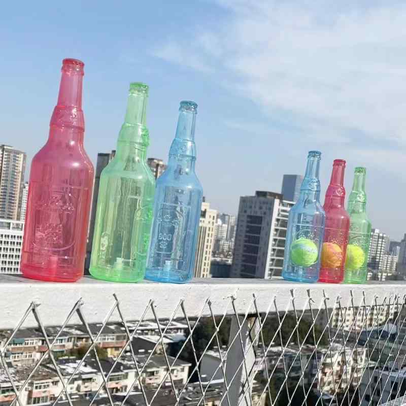 犬用おもちゃ 発声おもちゃ TPR製 テニスボール付き 酒瓶型 ペット用 知育玩具 噛むおもちゃ 丈夫 浮く Red Green Blue Yellow ストレス解消