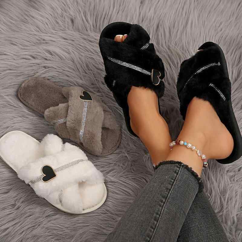 ルームシューズ レディース 秋冬 室内 スリッパ 親子 暖かい ソフト底 モコモコ スリッパ 桃の心飾り ..