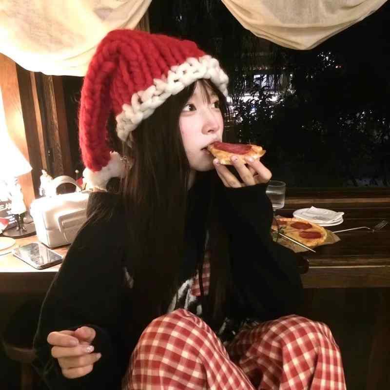 ニット帽 レディース クリスマス 赤色 帽子 かわいい 大頭 小顔効果 防寒 秋冬 幾何柄(4.0)