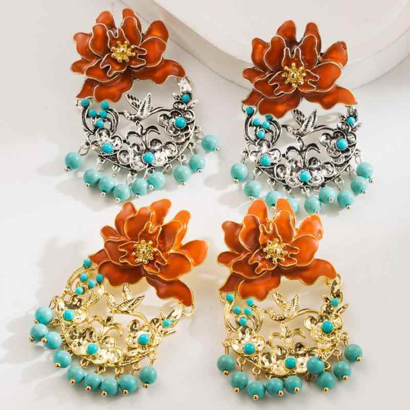 ピアス レディース ヨーロッパ風 レトロ エスニック 花柄 タッセル シルバー ニードル 大ぶり エナメル 上品 エレガント アクセサリー ゴールド 銀色