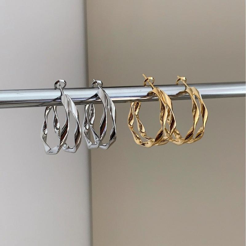 ピアス レディース 幾何学 S925 シルバー ニードル 電気メッキ加工 メタル 冷淡 かわいい ファッション 通勤 百搭 普段使い イヤリング ゴールド シルバー系