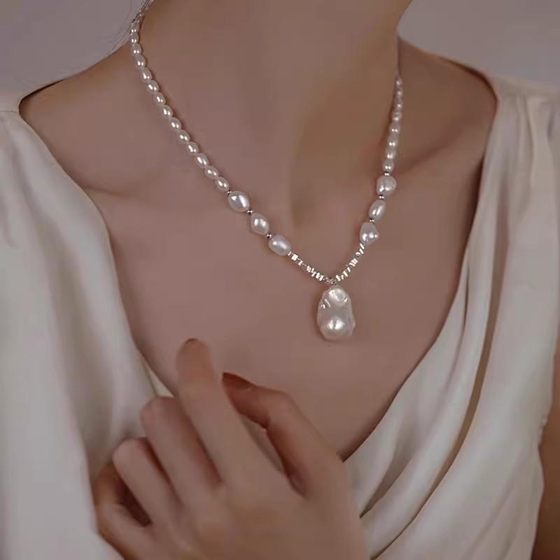 ネックレス レディース バロック風 イミテーションパール 個性的 おしゃれ 高見え アレルギー対応 チョ..