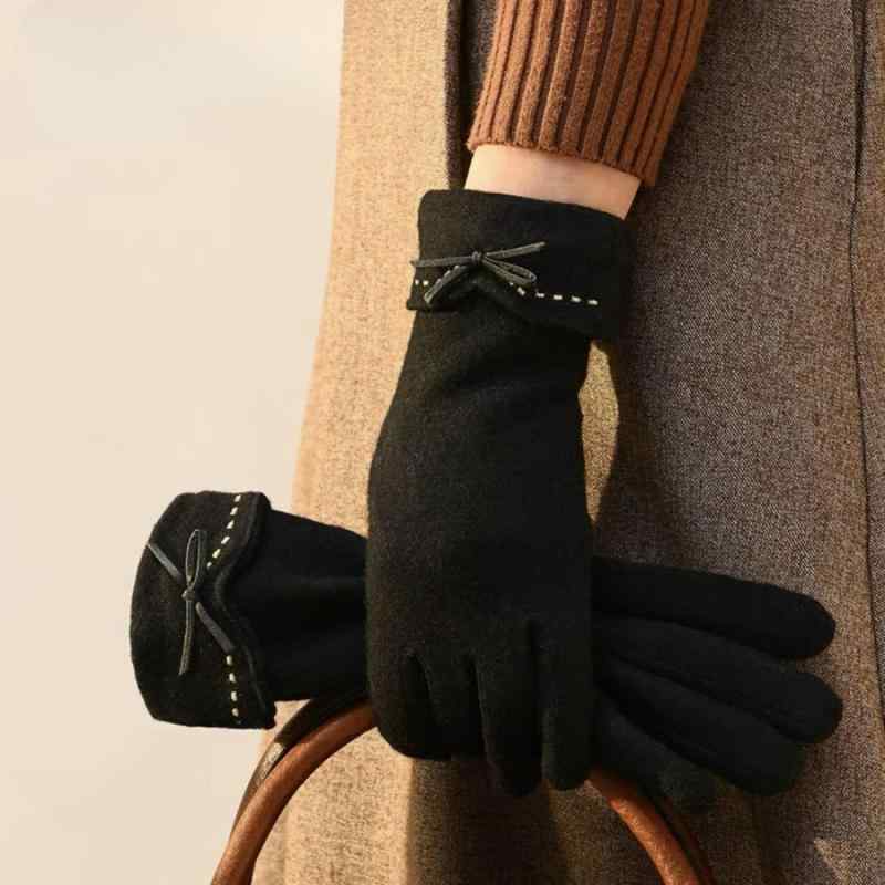 手袋 レディース 秋冬 羊毛 手袋 スマートフォン対応 防寒 グローブ かわいい ファッション小物 自転車..