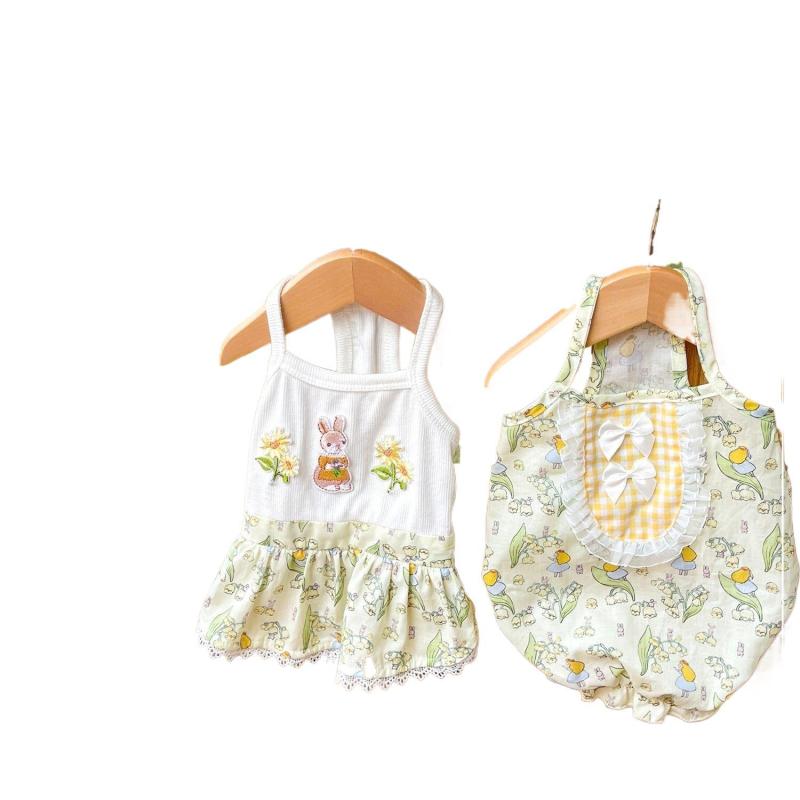 ペット服 犬 猫用 ワンピース 春夏 キャミソール 小花柄 スカート かわいい 柔らかい 綿 ポリエステル