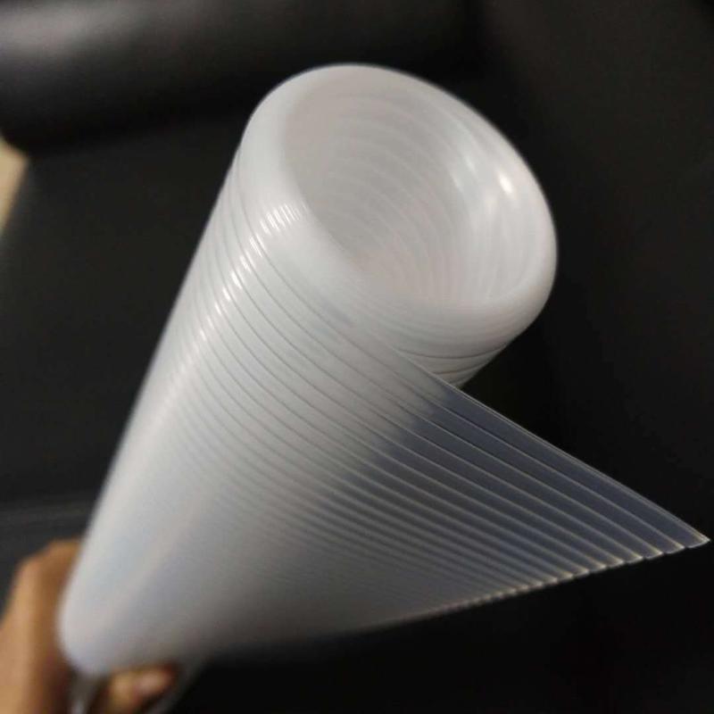 キッチンマット EVA素材 45cm×150cm 食器棚 飾り棚 引き出し 傷防止 防汚 滑り止め カット可能 リメイ..