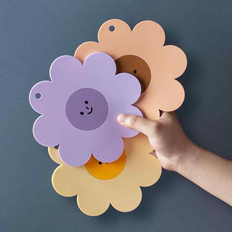 コースター シリコン かわいい テーブルマット 断熱マット 鍋敷き 北欧風 花柄 滑り止め キッチン用品 大判