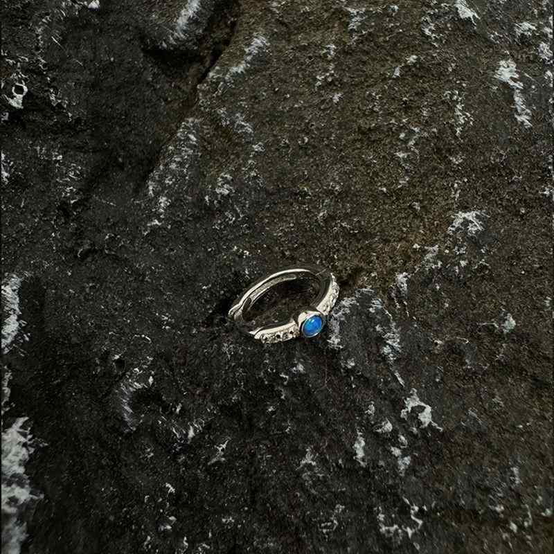 イヤリング メンズ レディース 男女兼用 シルバー 電気メッキ加工 U形 幾何学模様 ブルー ワンポイント..