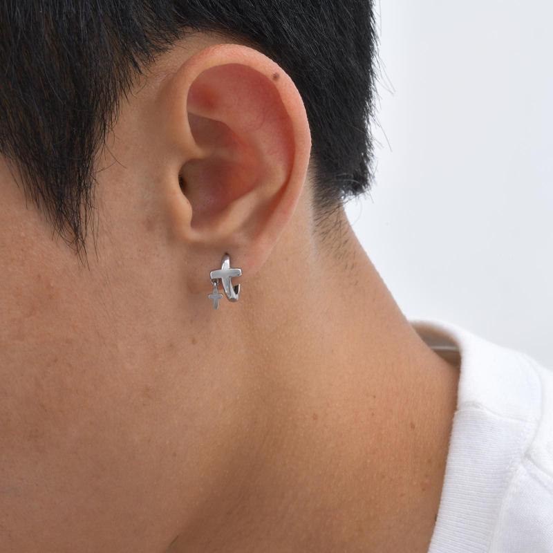 ピアス メンズ 男性用 ステンレス 十字架 フープピアス リングピアス 鋼色 シングル 普段使い