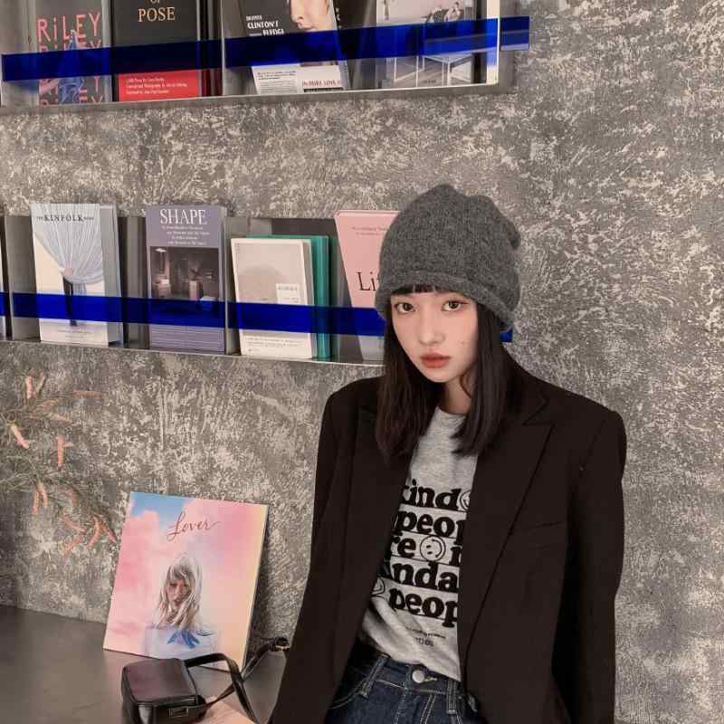 ニット帽 レディース 秋冬 防寒 暖かい 小顔効果 伸縮性 帽子 ビーニー 深灰色 白色 棕色 ブラック モカ色 グリーン ブルー ピンク系