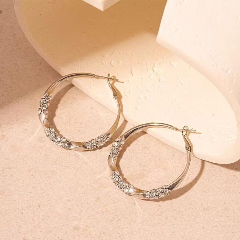 Opal - ピアス レディース シルバーカラー 幾何学模様 サークル ジルコニア 小ぶり シンプル 高級感 電気メッキ加工 イミテーション