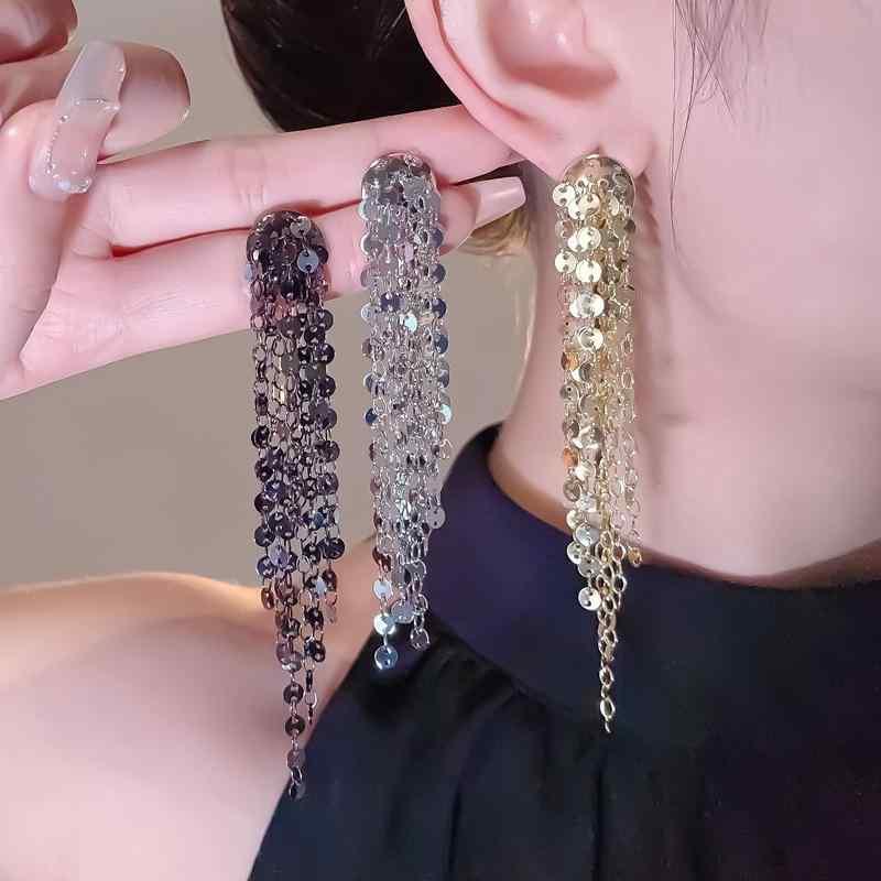 粉红色 - ピアス レディース ファッション メタル スパンコール チェーン タッセル ロング ドロップ イヤリング リゾート 個性的 小顔効果 電気メッキ加工 ゴールド シルバー 幾何学模様