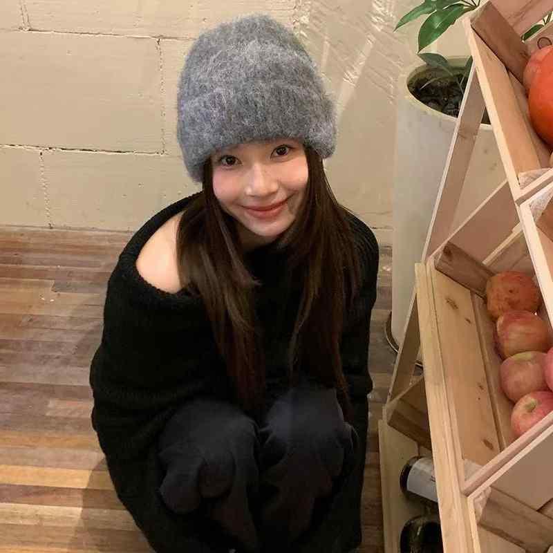 ニット帽 レディース 羊毛混紡 秋冬 防寒 保温 厚手 ニット帽子 ビーニー キャップ ケーブル編み 小顔効果 ブラック グレー アイボリー カーキ コーヒー色