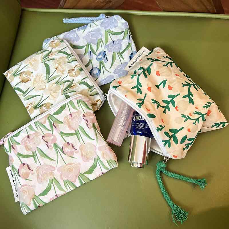 ・素材: 涤纶・柄: 植物花卉、印花・スタイル: 清新、スイート・対象: 女性・カラー: 桔梗ピンク、桔梗ブルー、チューリップネイビー、桔梗カーキ、チューリップベージュ・カテゴリー: 零钱包